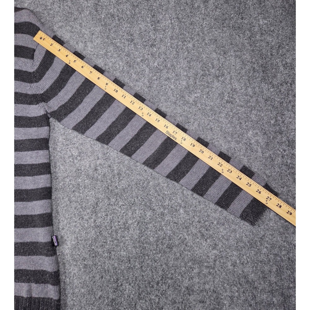 Patagonia Sweater Mens Small Gray Striped Lambswool Blend Crewneck Pullover - Picture 6 of 8